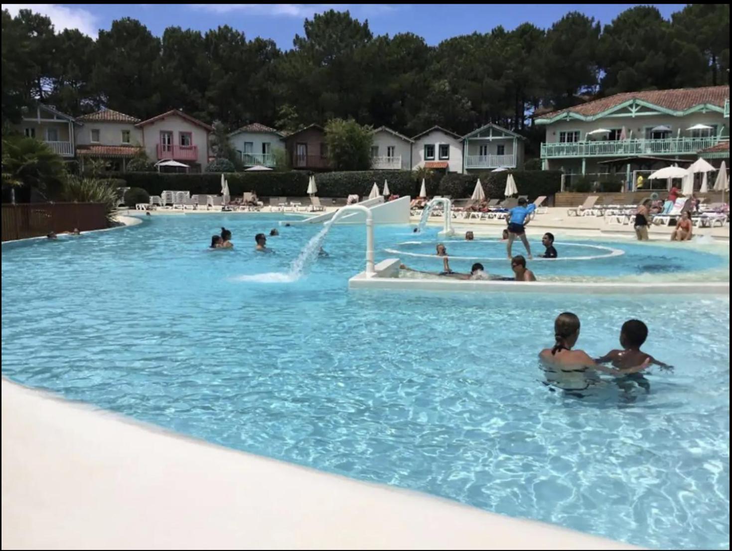 Appart' Dans Les Pins, Ocean, Lac, Piscine Lacanau Exterior photo